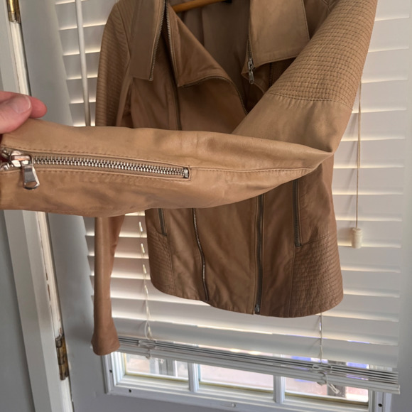 Danier Leather Jacket - Picture 7 of 10